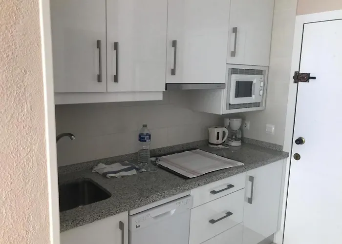 Apartment Service Lazaro - Aguamarina 1 *